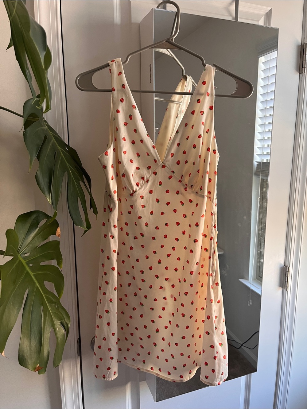 Strawberries and cream mini dress 🍓